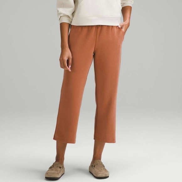 🧡Lululemon Softstreme High-Rise Straight-Leg Cropped Pant Sable Size 4 - Picture 2 of 5